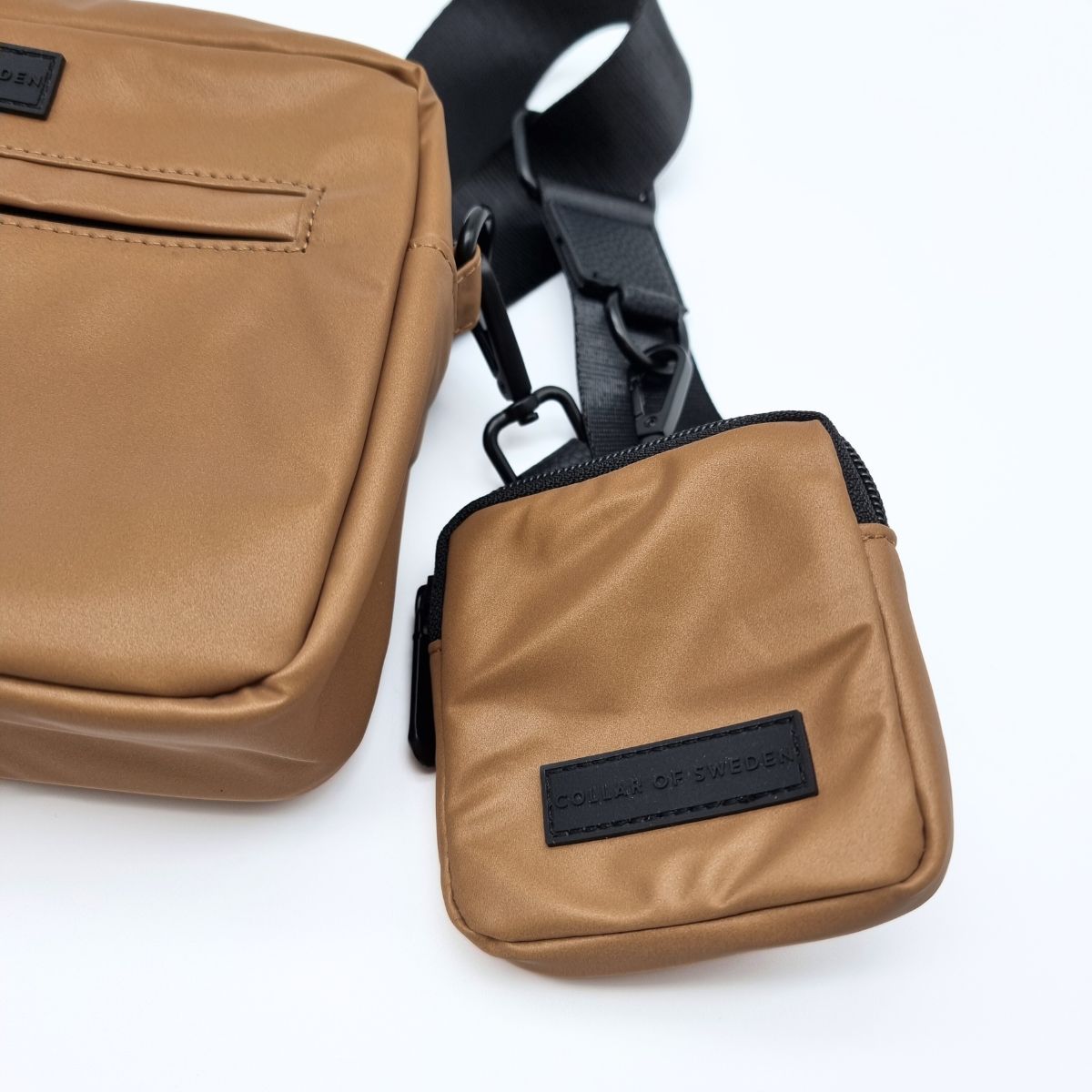 Odblaskowa brązowa torba na spacer dla psa - Crossbody